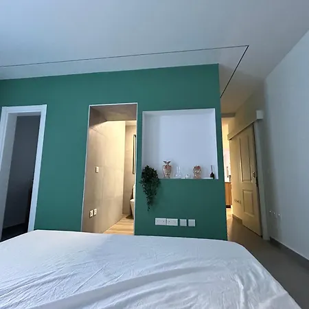 Stylish Seaside 1br Maisonette Bay * Marsaxlokk