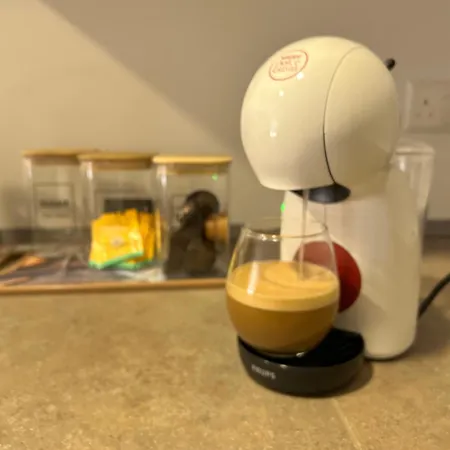 Stylish Seaside 1br Maisonette Bay Διαμέρισμα *