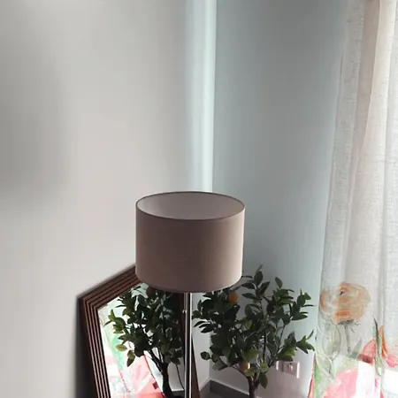 Διαμέρισμα Stylish Seaside 1br Maisonette Bay