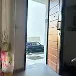 Stylish Seaside 1br Maisonette Bay Appartamento *