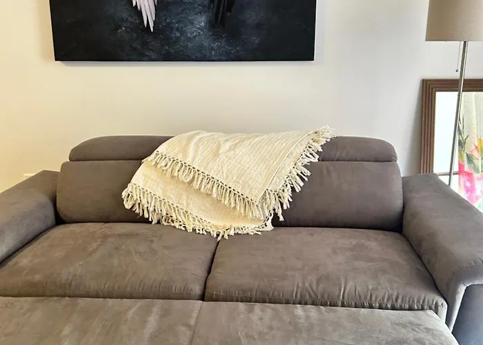 شقة Stylish Seaside 1br Maisonette Bay مرسلوك