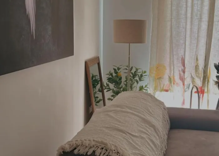 شقة Stylish Seaside 1br Maisonette Bay مرسلوك